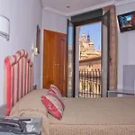 Tibur Hotel