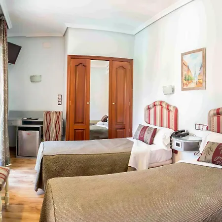 Tibur Otel Zaragoza