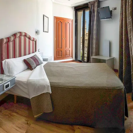 Tibur Otel Zaragoza