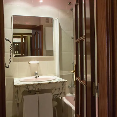 Tibur Отель Сарагоса