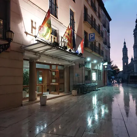 Tibur Hotel