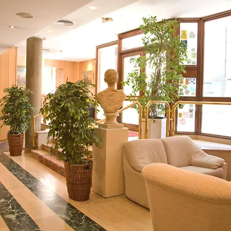 Hotel Tibur Saragosse