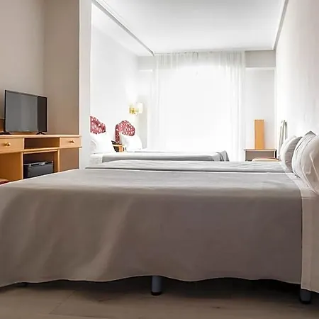 Hotel Tibur 3*
