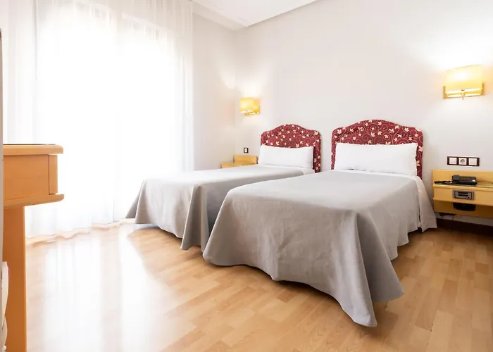 Tibur Hotell Zaragoza