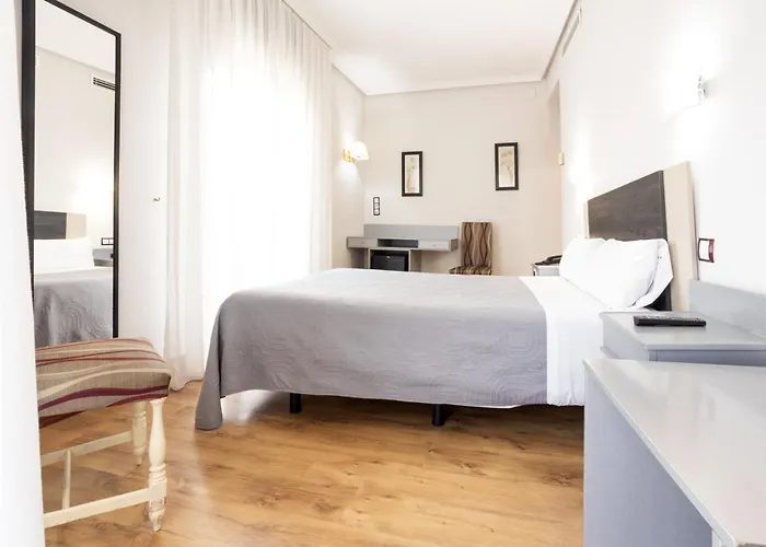 Hotel Tibur Zaragoza