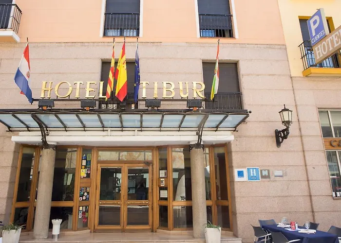 מלון Tibur
