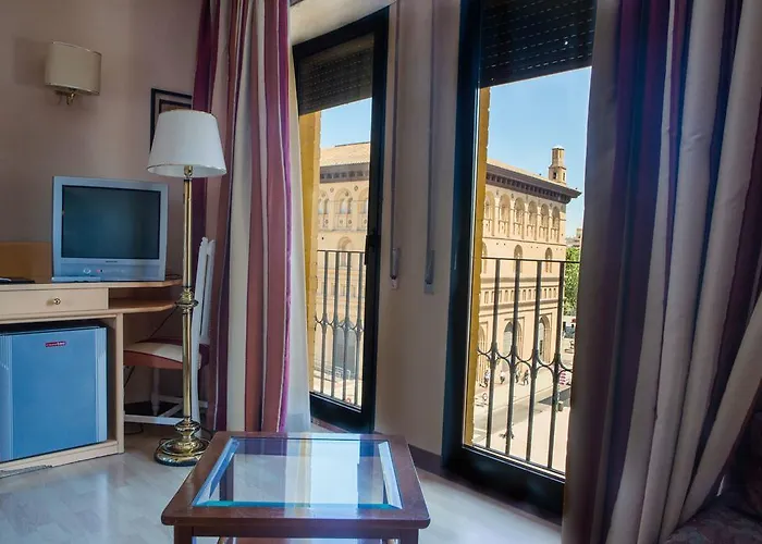 מלון Tibur סרגוסה