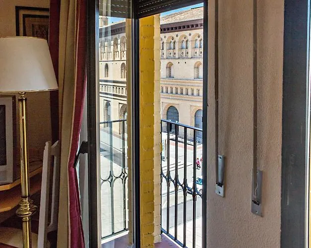 Hotell Tibur Zaragoza